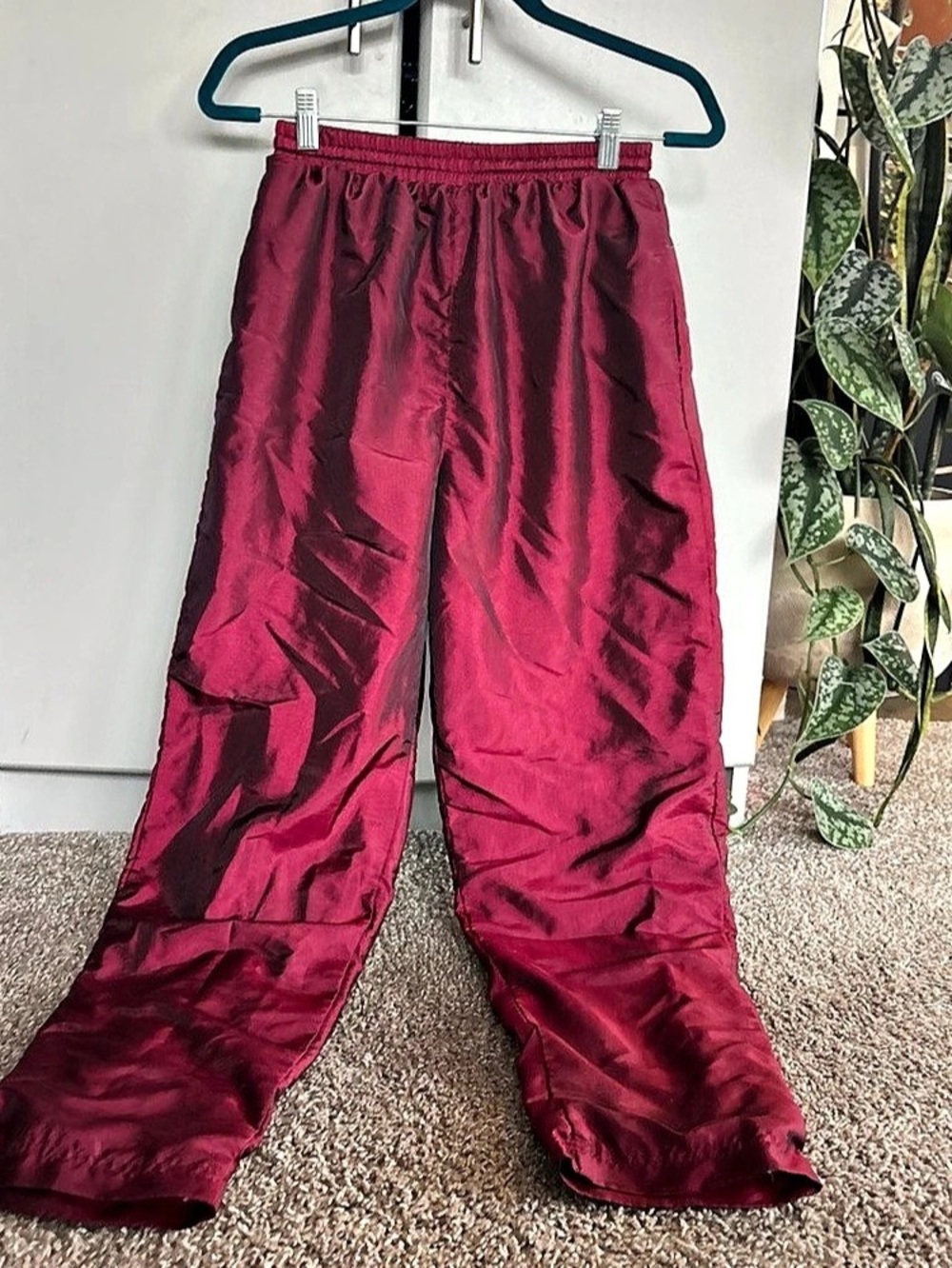LAVON Nylon Track Pants in Red Size Medium Like New